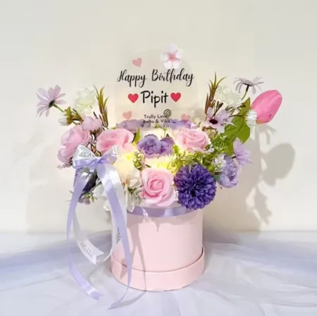 Bloom Box Akrilik Ucapan Ulang Tahun Tabanan